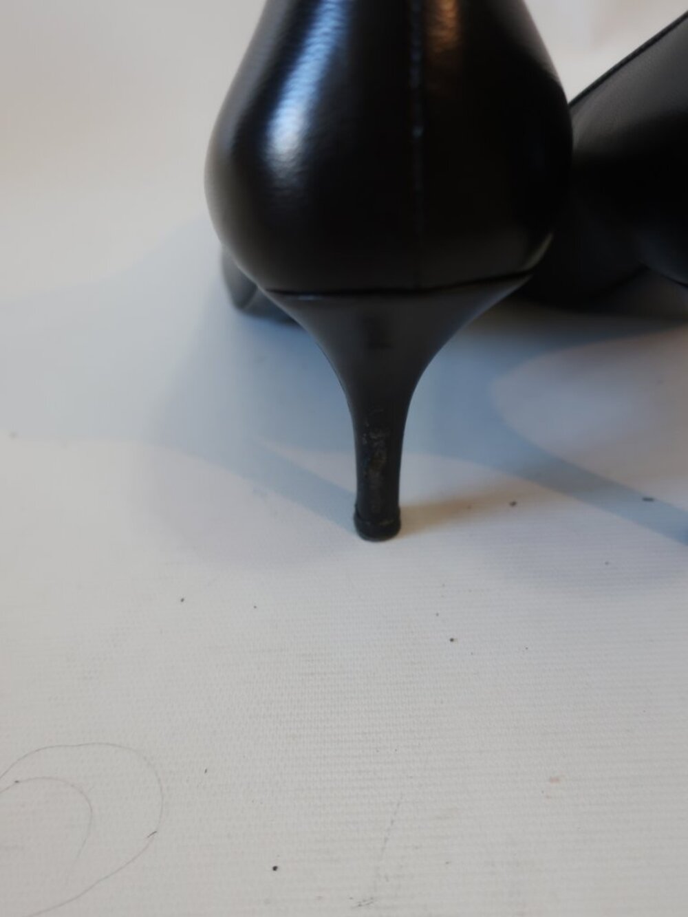 Womens Prada Black Leather Pointy Toe Pumps 38 EU/US 8 - Picture 8 of 13